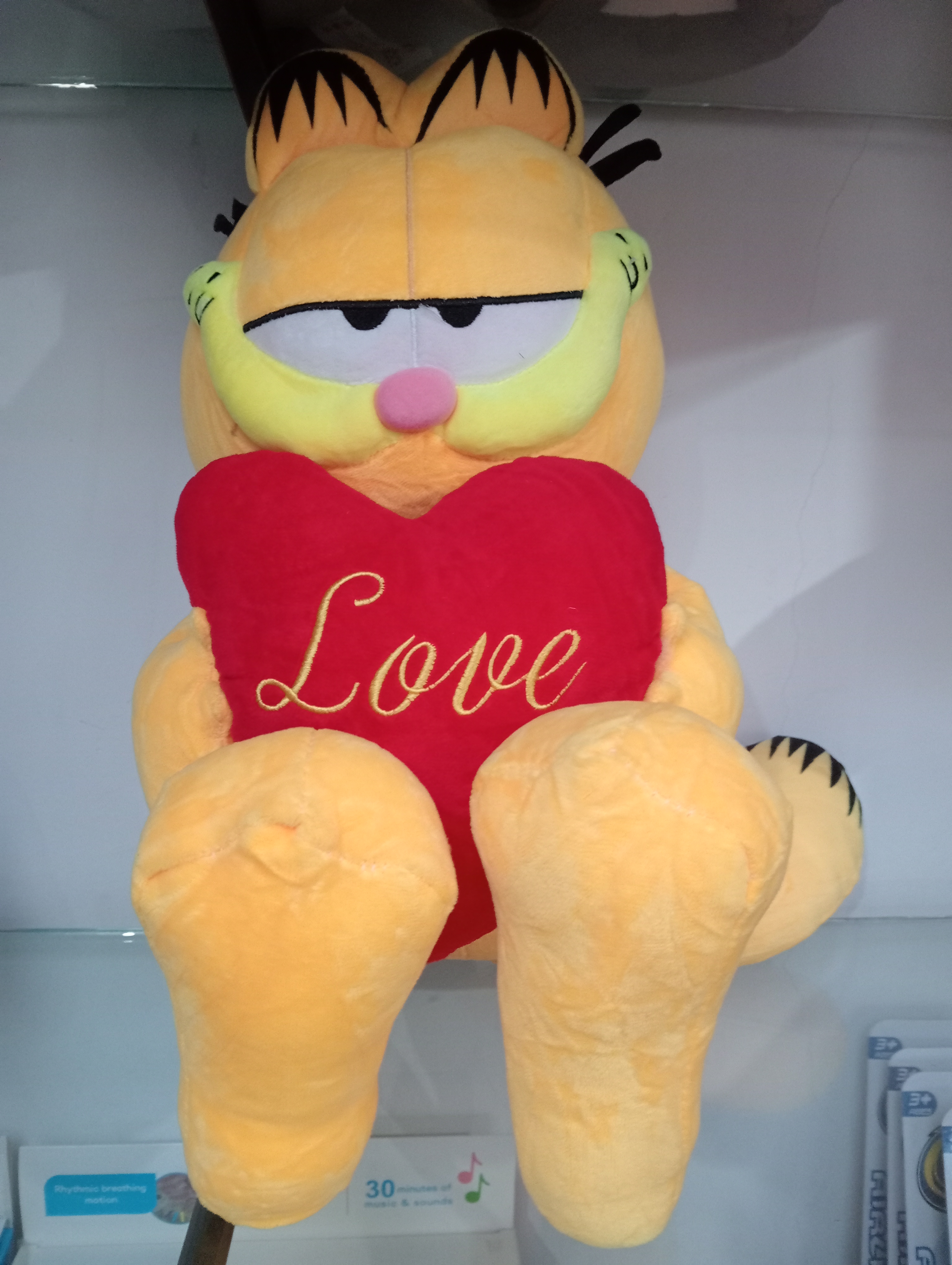 PELUCHE GARFIELD 60CMS